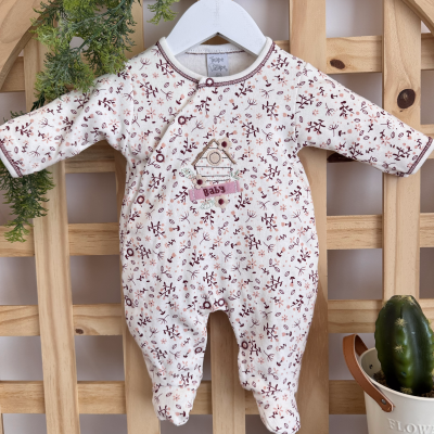 Macacão Trape Zape - florido casa passarinho Off e Bordo